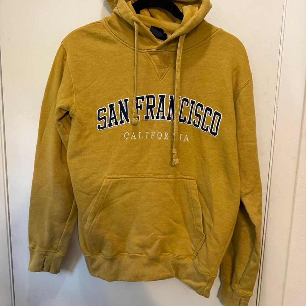 Unbranded Women's Yellow and Gold Hoodie